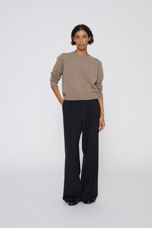 Sweter Classic 02