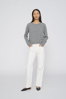 Sweter Classic 02