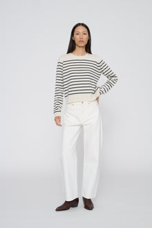 Sweter Classic 02