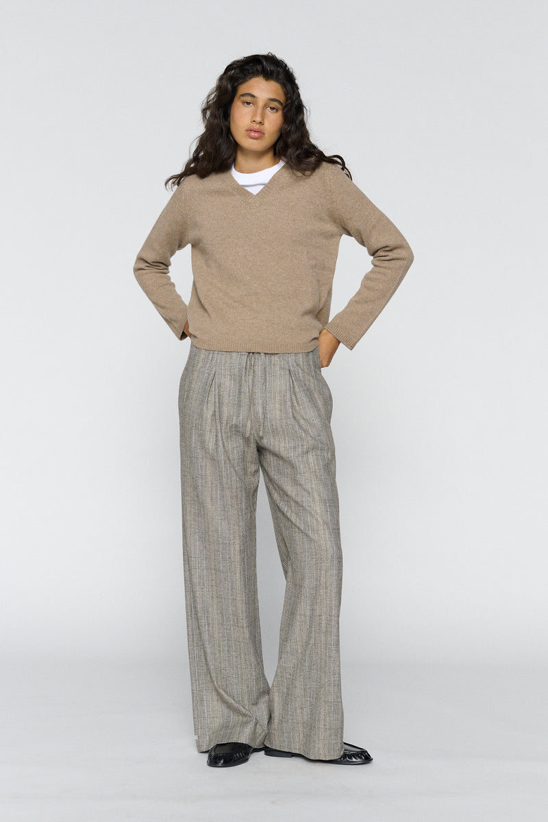 Sweter Fame